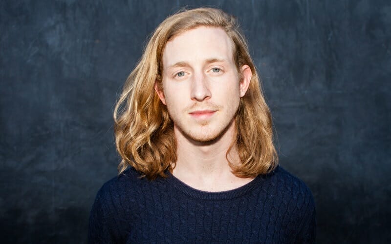 Greatest-White-Rappers-Asher-Roth-800x500